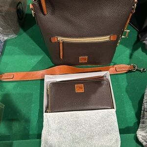 Dooney & Bourke Brown Bag Large and  Wallet set